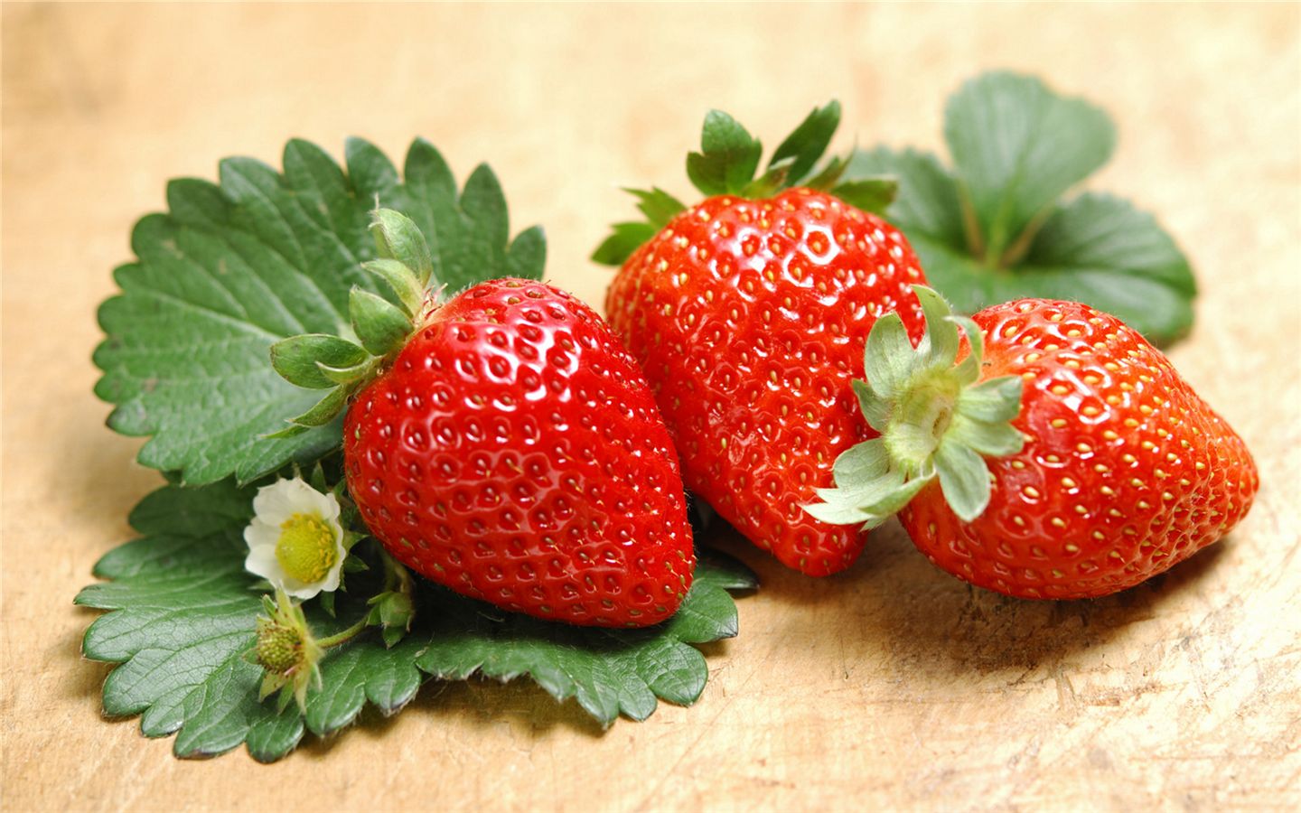 草莓被评“最脏水果”，真的还是假的？