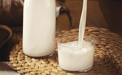 牛奶什么时候喝最好？
