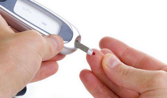 防治糖尿病 “科学管住嘴”