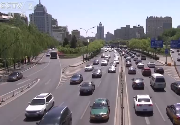 百度獲中國首批自動駕駛主駕無人許可 蘿卜快跑正式開啟自動駕駛出行服務